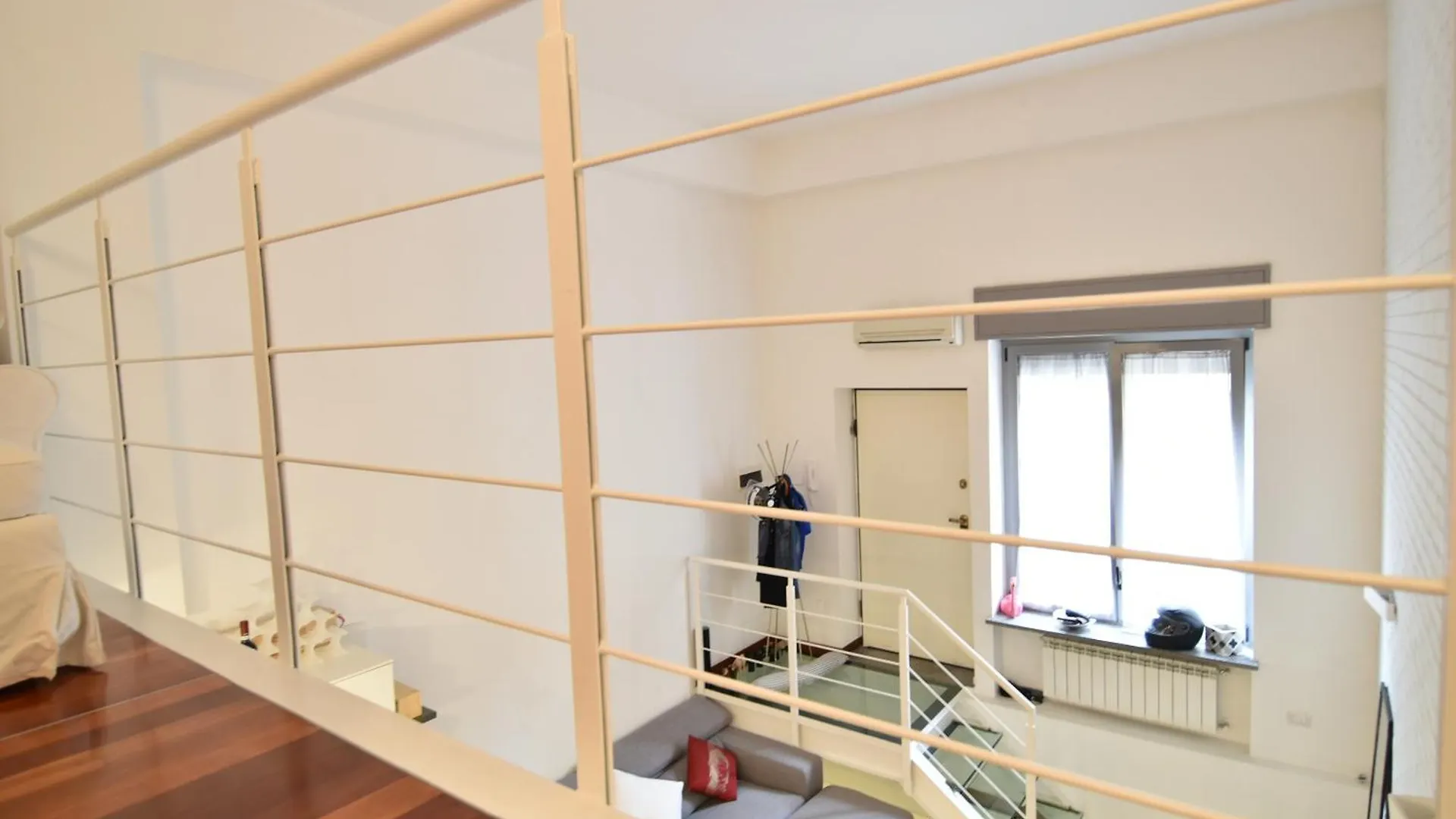 Luxury & Cozy 90 Sqm Flat Facing “Bosco Verticale” Milan Italy