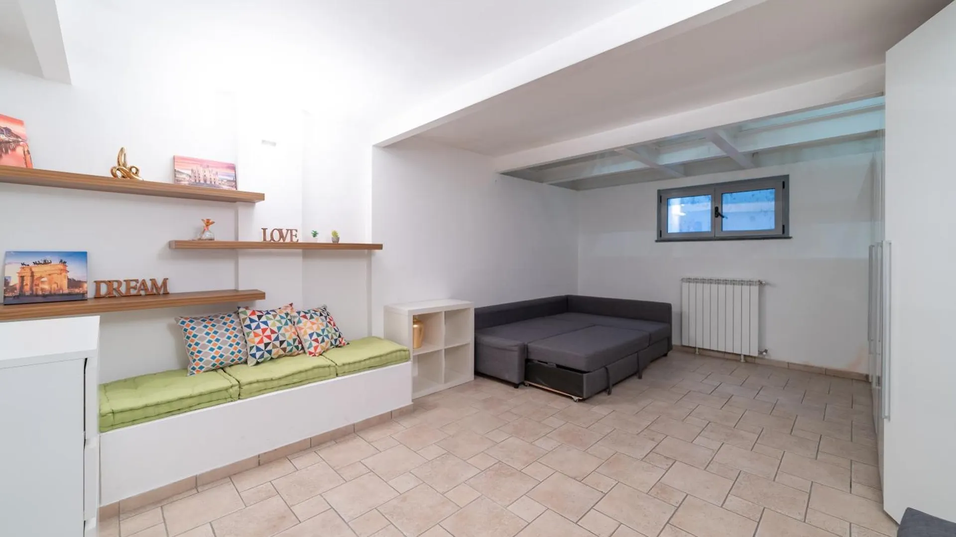 Luxury & Cozy 90 Sqm Flat Facing “Bosco Verticale” Milan 0*,