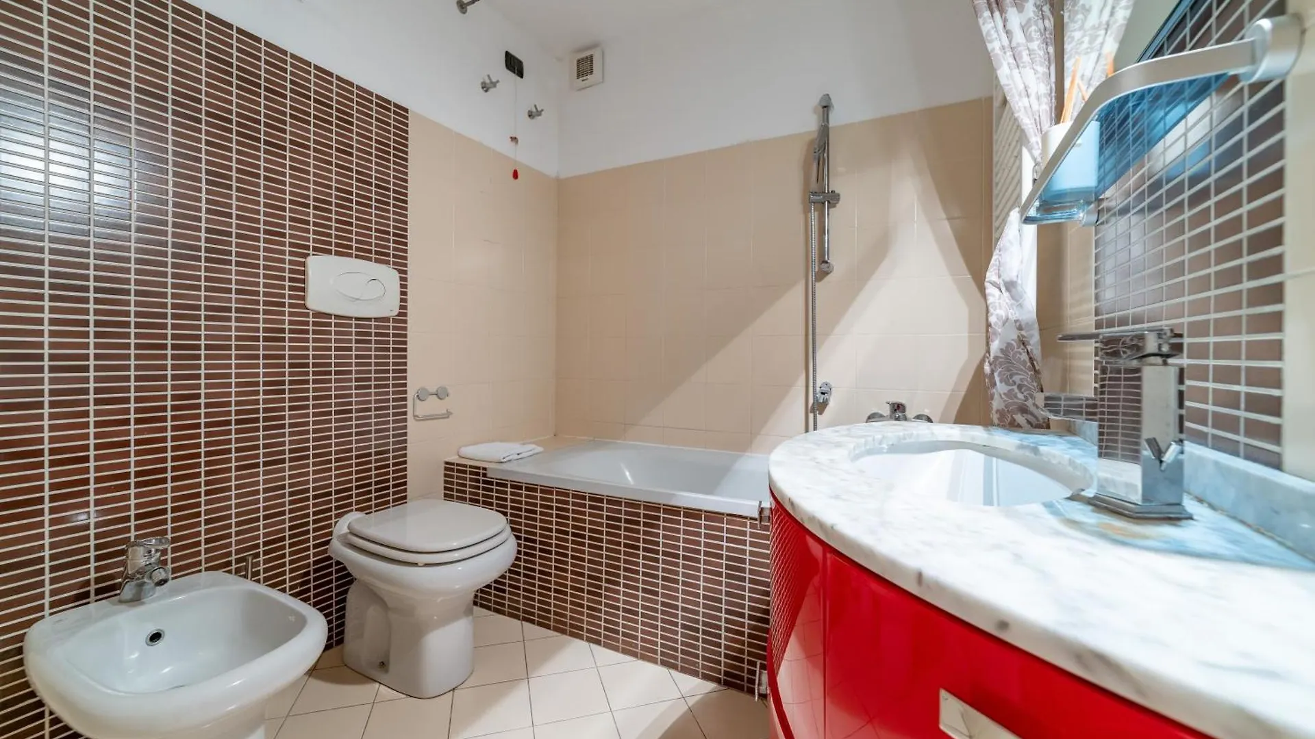 Luxury & Cozy 90 Sqm Flat Facing “Bosco Verticale” Milan
