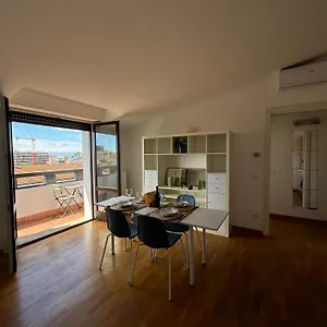  Appartamento Isola- Attico Con Balcone